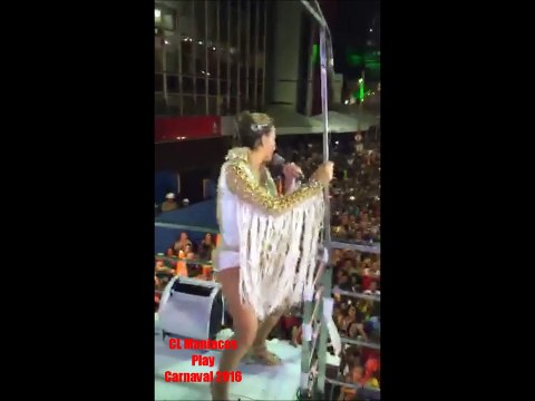 CLAUDIA LEITTE LEVANTANDO MULTIDAO AO SOM DE LARGADINHO NO CARNAVAL DE SALVADOR 2016
