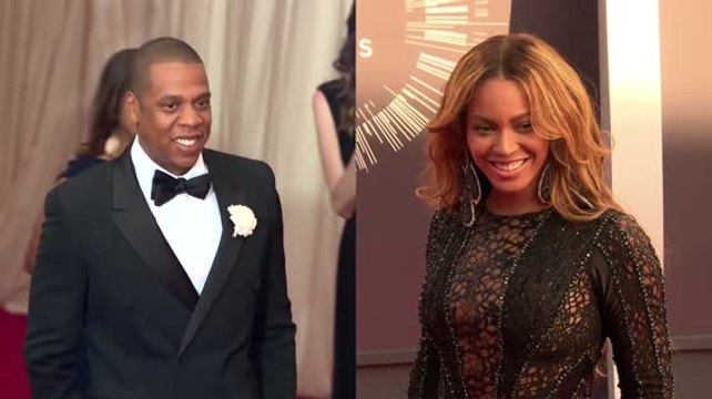 Jay Z Gave Beyoncé 10,000 Roses Before Her Super Bowl 50 Halftime Show