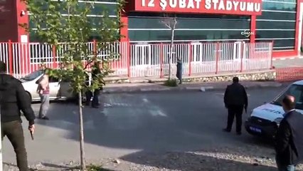 Evden kaçan kız kardeşini pompalıyla kovaladı