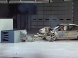 2000 Nissan Maxima moderate overlap IIHS crash test