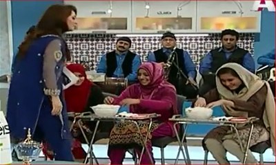 What Girls Can Do For Just Sake Of Gifts in Farah's Show| PNPNews.net