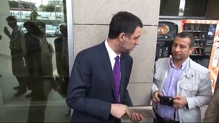 Hakan Şükür bağımsız adaylık başvurusunda bulundu