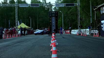 Lamborghini Aventador (stock) vs Lamborghini Huracan (stock)
