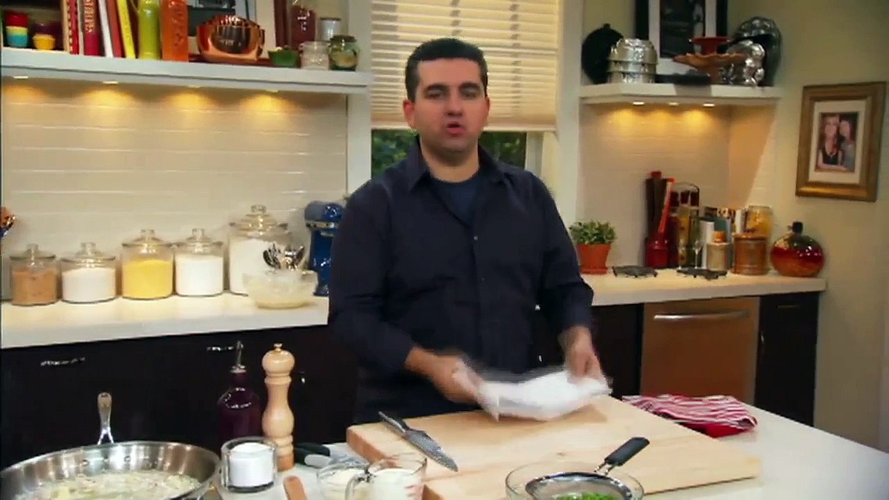 Pasta mit Schinken, Erbsen und Sahne