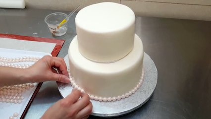 Rose & Pearls Cake by CakesStepbyStep