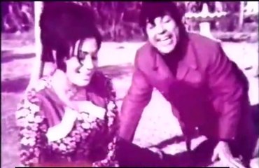 SHAZIA,AHMAD RUSHDI - DAM RAKH MAZA CHAKH - DUNIYA GOL HAI-HD