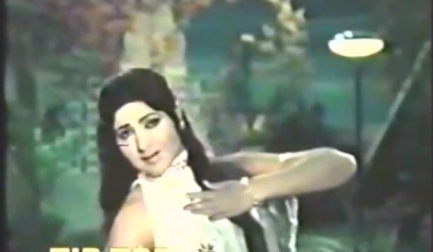 NAHEED AKHTER - MEIN NEY TU TUJH KO PYAR KIYA - WAQT-HD