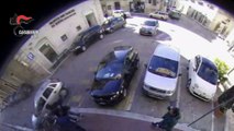 Giovinazzo: rubano un'auto per rapinare una banca - il VIDEO