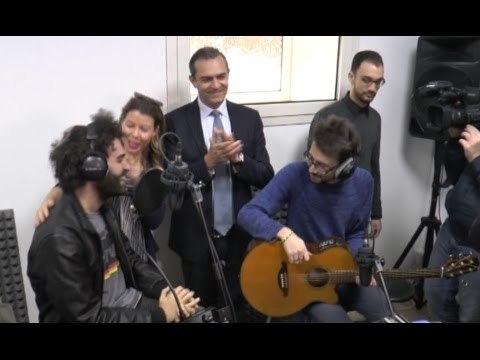 Napoli - Una sala di registrazione dedicata a Pino Daniele (08.02.16)
