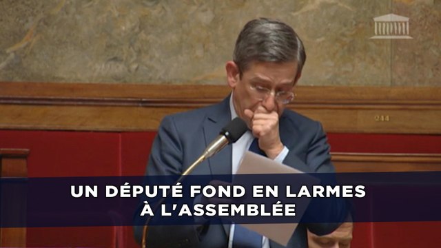 Un député fond en larmes à l'Assemblée en évoquant la déchéance de nationalité