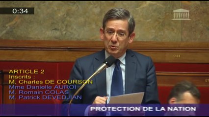 Télécharger la video: Déchéance de nationalité : les larmes de Charles de Courson