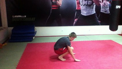 акробатика (рондат и подьем разгибом со спины)