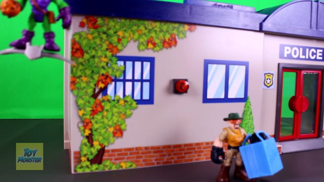 Spider-Man Goes to JAIL! Playskool Heroes Spiderman Battles the Green Goblin Imaginext Toys