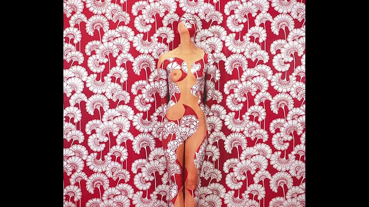 Emma Hack - Body Crash - Body Painting Behind the Scenes