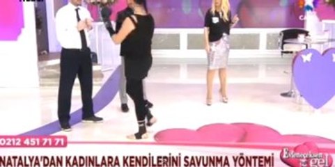 Rus Gelin Adayı, Erkeklerin En Hassas Yerini Gösterdi