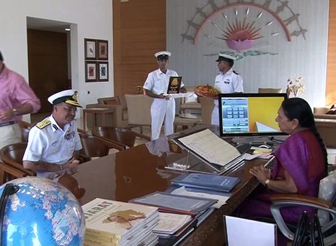 Gandhinagar Chief Gujarat Coast Guard meets Gujarat CM