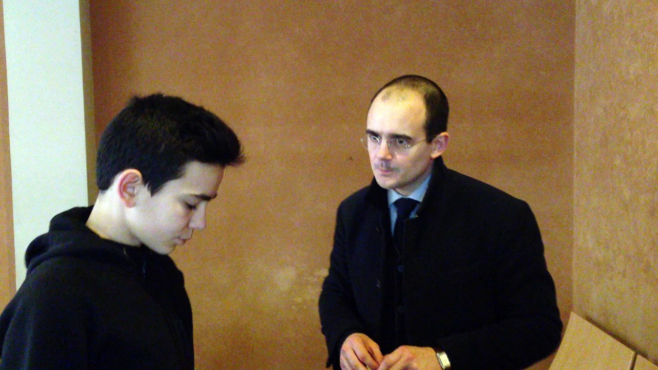 Interview 1 d'un avocat au palais de justice de Versailles par Lucas Yoksimovitch