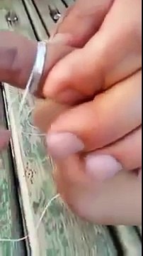COMO QUITARSE UN ANILLO ATORADO EN EL DEDO (360p)