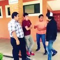 CUANDO TE DEJAN TIRADO AL SALUDAR (360p)