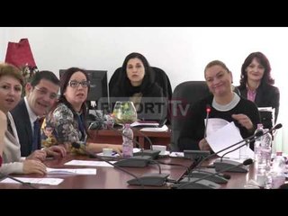 Report TV - Video/ Deputetët e shëndetësisë bien dakord: Na nevojitet psikolog!