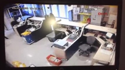 Şavşat PTT Şubesi'nde Soygun