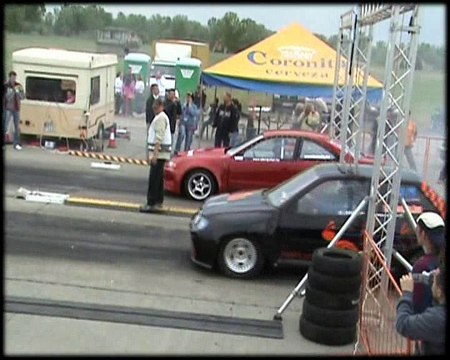 Honda Civic Red Rocket [9.79@244] Vs. Ford Fiesta RS Turbo Drag Race