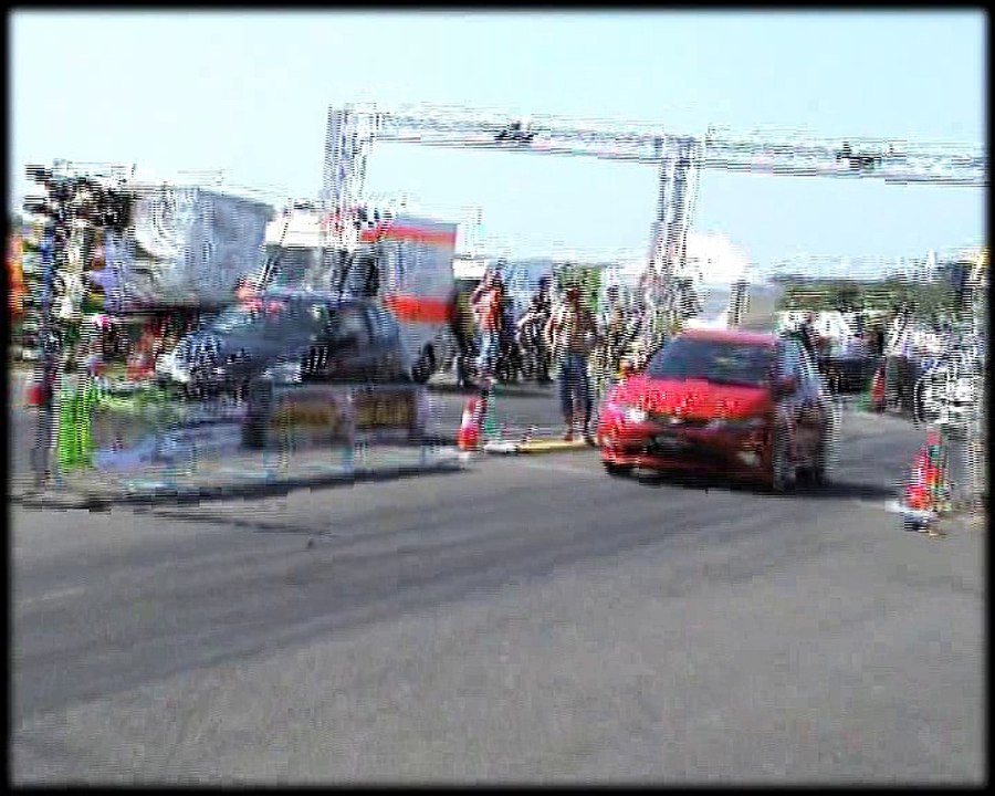 Honda Civic Type R [VII Vs. VIII Gen.] Drag Race