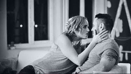 Majka feat. Kollányi Zsuzsi - Eléglesz (Official Music Video)