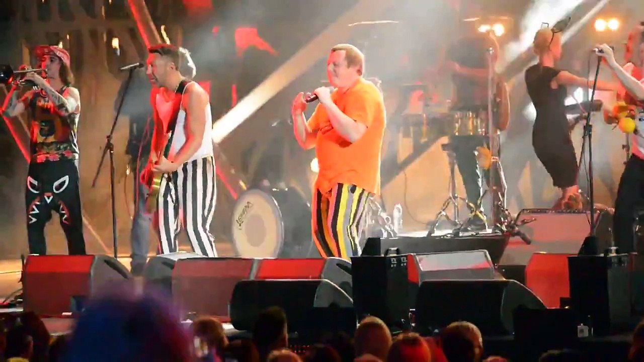 Группировка Ленинград - Дорожная, Новая Волна 2015 - Dailymotion Video