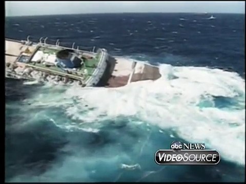 The Sinking Of The Cruise Ship Oceanos