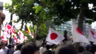 平成27年（2015年）終戦の日・靖国神社・右翼VS左翼（反天連）激突！Right-wing VS Left wing at Yasukuni-Shrine in Aug 2015