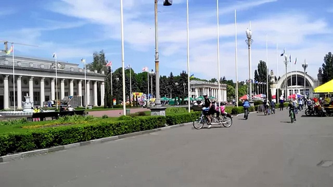 велосипед тандем для четырех