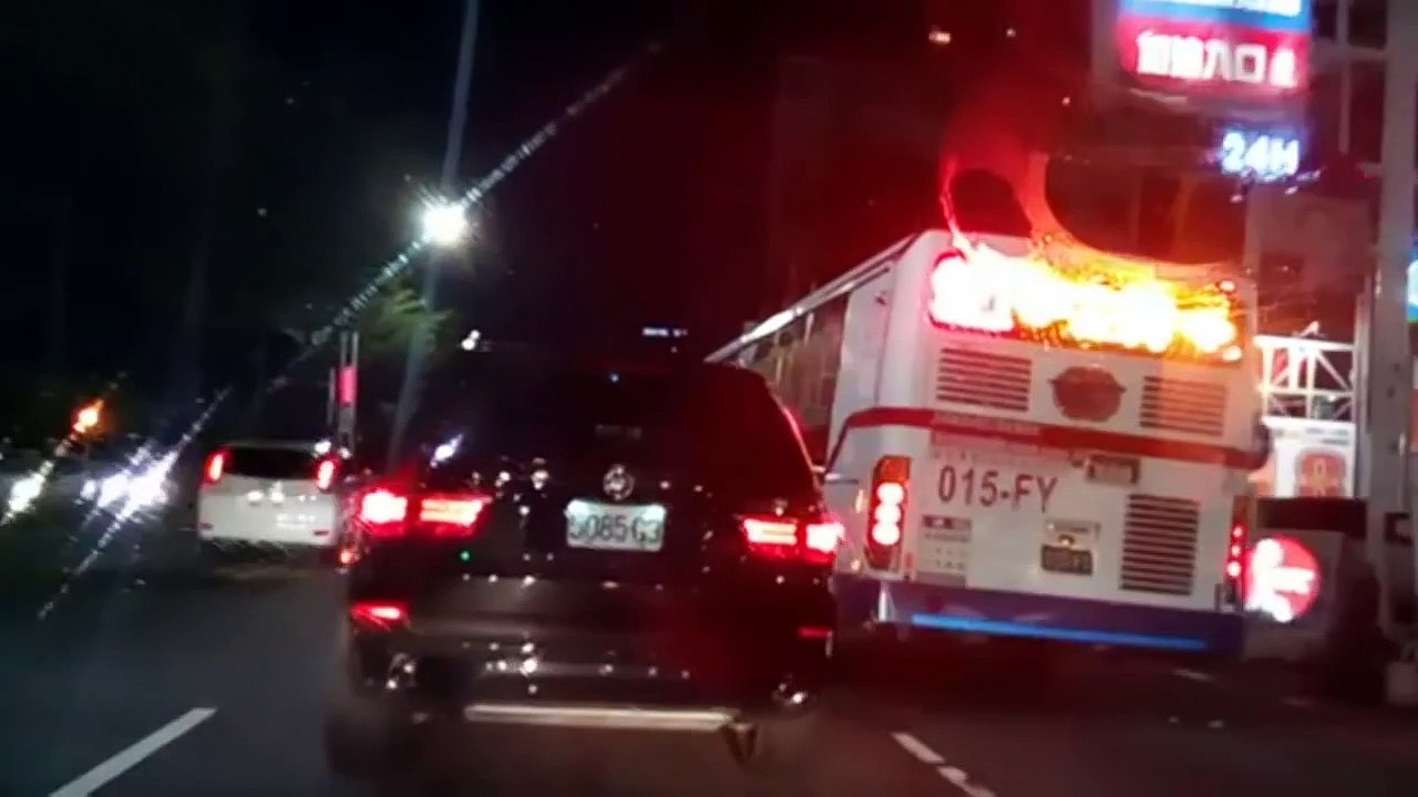 2015 7月(第四周) JULY 台灣車禍實錄 天雨路滑 行車請小心 车祸 交通事故動画