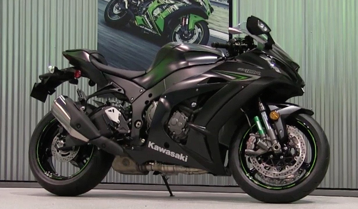 Kawasaki’s 2016 ZX-10R Ninja at AIMExpo 2015