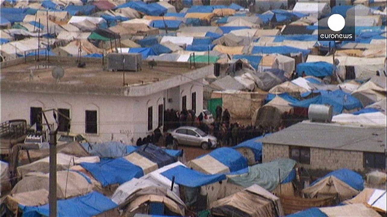 Weiter kein durchkommen: syrischer flüchtlingsstau an der türkischen grenze