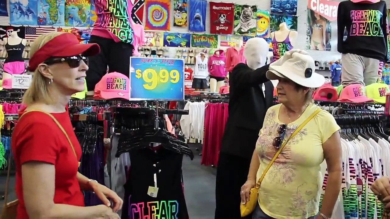 PRANK GONE WRONG Slender Man In Public (Chased By Cops)