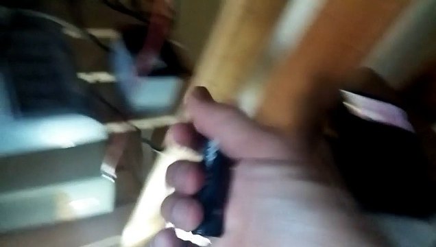 Dead-on-Arrival (DOA) China-made type 303 flashlight buyer's review, money down the drain, shipped by Beijing vendor