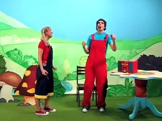 #1 Kids English Learning Show: The Family & Introductions