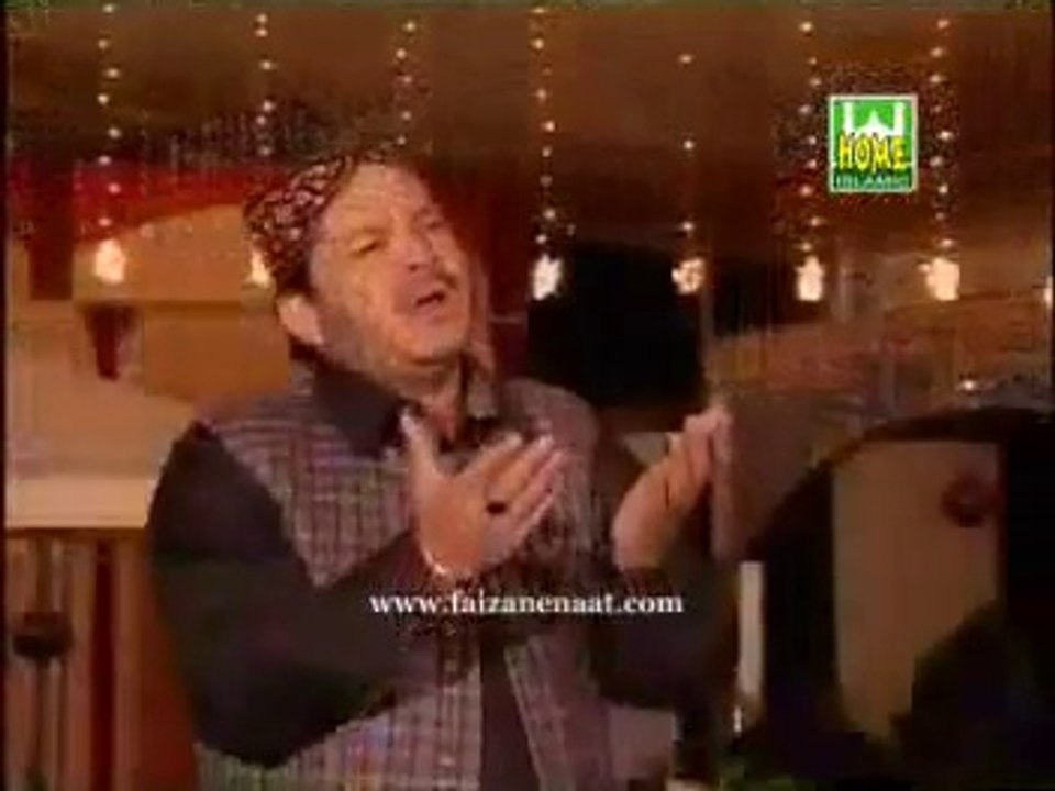 Aqa meri ankhaia madiny