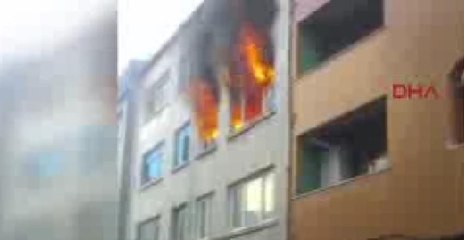 Beyoğlu'ndaki yangın cep telefonu kamerasında