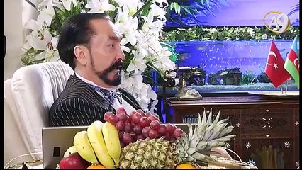İnsanın kendisini eleştirmesi enaniyet ve kibire karşı en etkili çözümdür.