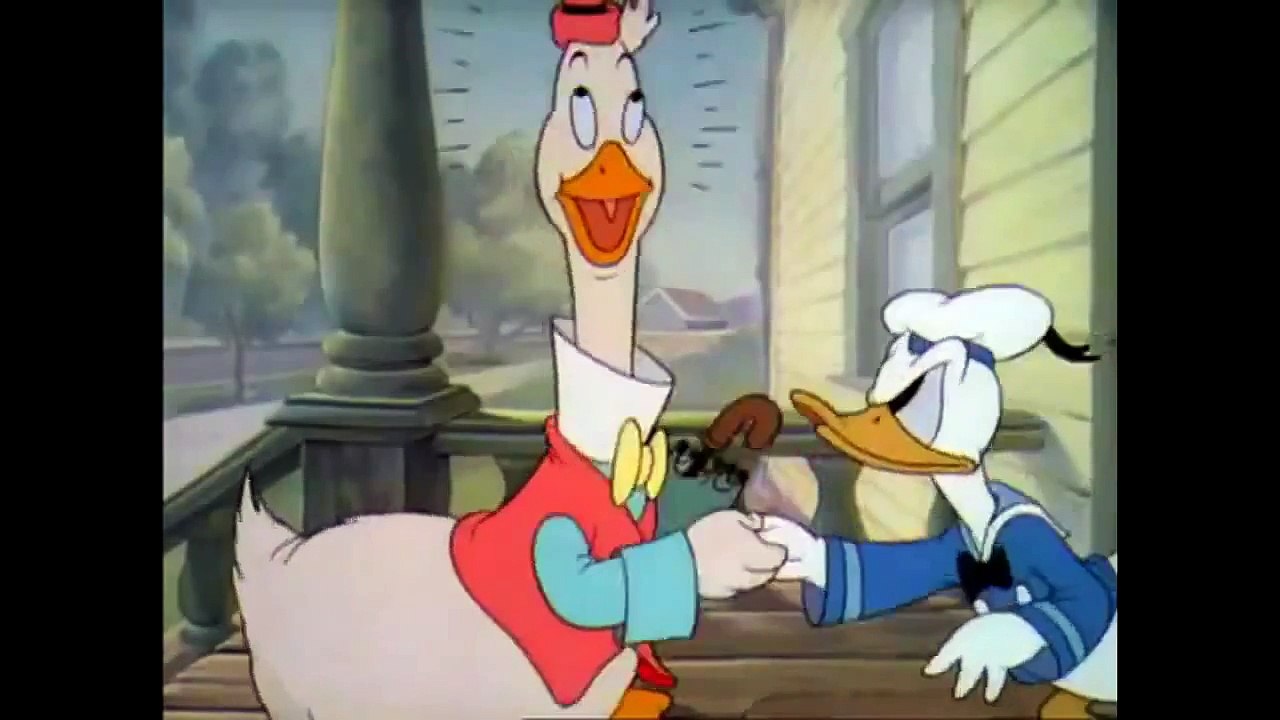 Donald Duck in Donalds Cousin Gus 1939 ZC6ltTvxRiE