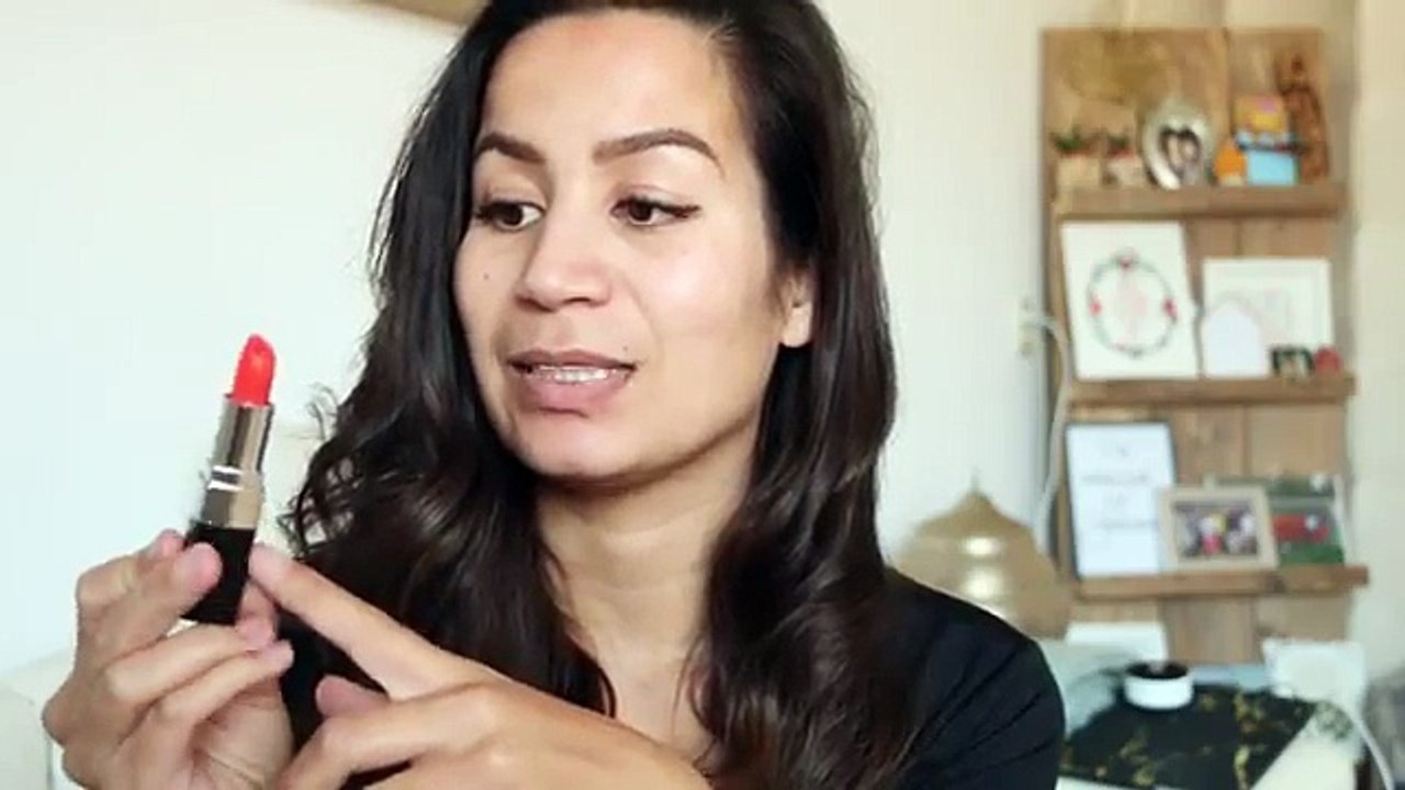 Nailed it or Failed it? | 2 x lipstick hacks (720p Full HD)