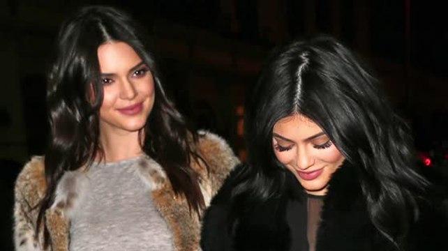 Kendall et Kylie Jenner lancent la ligne Kendall + Kylie à New York