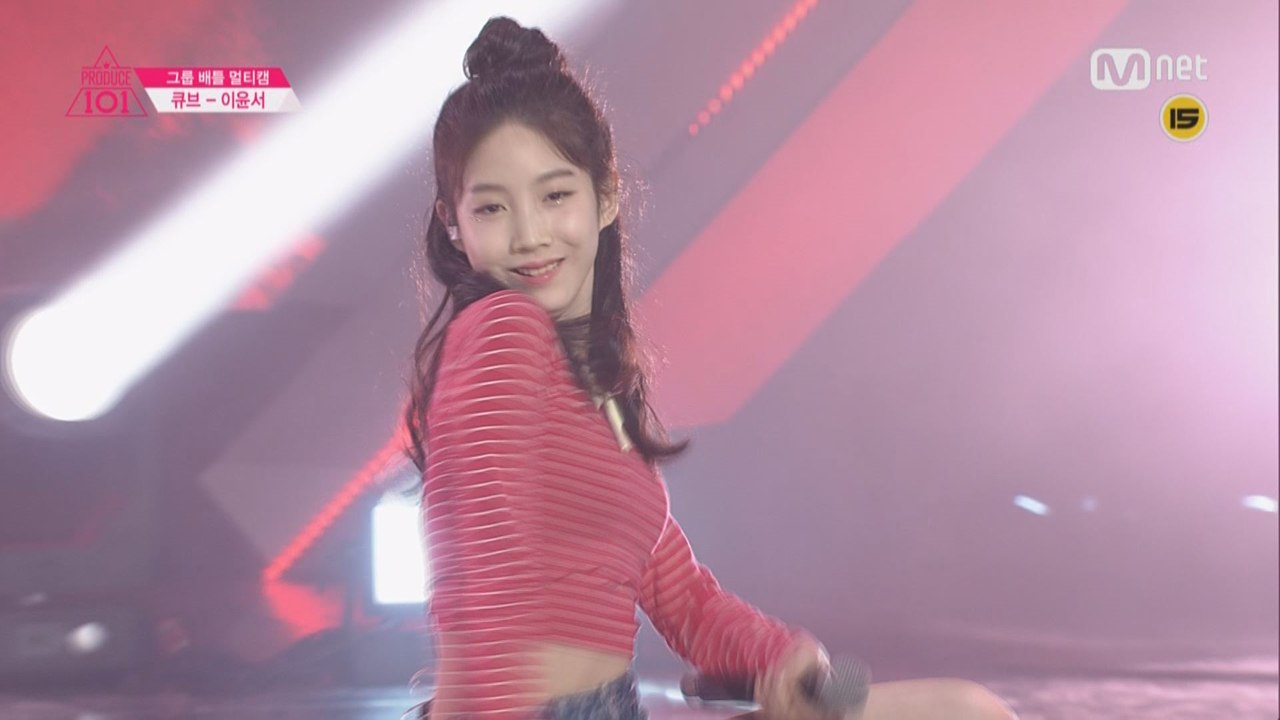 [직캠]일대일아이컨택 |이윤서 - 2조 포미닛 ♬ Hot Issue