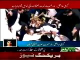 See What Happened With Rehman Malik When nusrat bhutto was Laying Into Grave| PNPNews.net