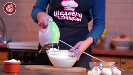 Шарлотка с яблоками в мультиварке