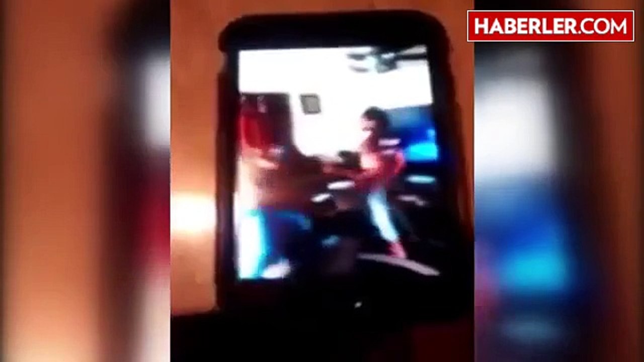 İnternette Kızının Çıplak Fotoğraflarını Gören Baba Çılgına Döndü