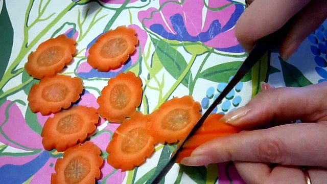 Карвинг из моркови и огурца. Как красиво украсить блюдо, стол. Decoration of vegetables