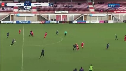 FIGHT At French Women's Match Between Rouen & Bordeaux Crazy Punch Up